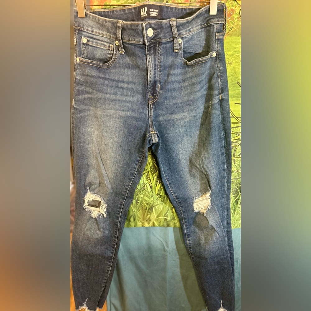 (2)GAP Skinny Distressed & Regular Blue Jeans BOGO Deal (Dark & Medium Wash)(2) - Picture 3 of 6